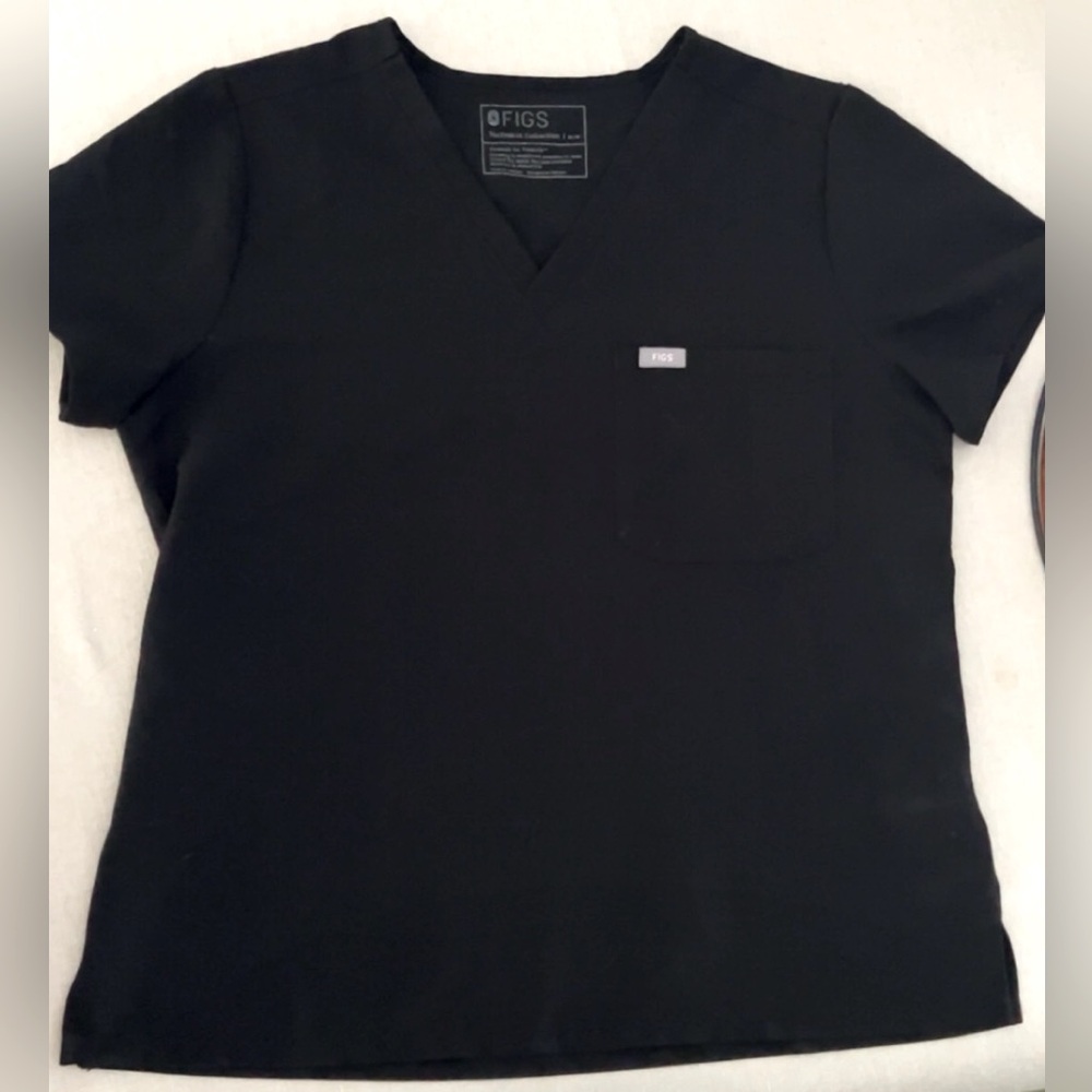 FIGS Scrub Top